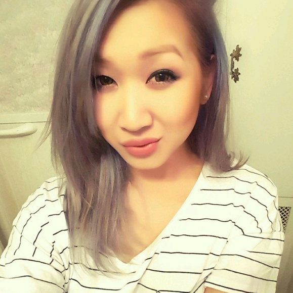 Meet your Posher, Nelly - Picture 1 of 1